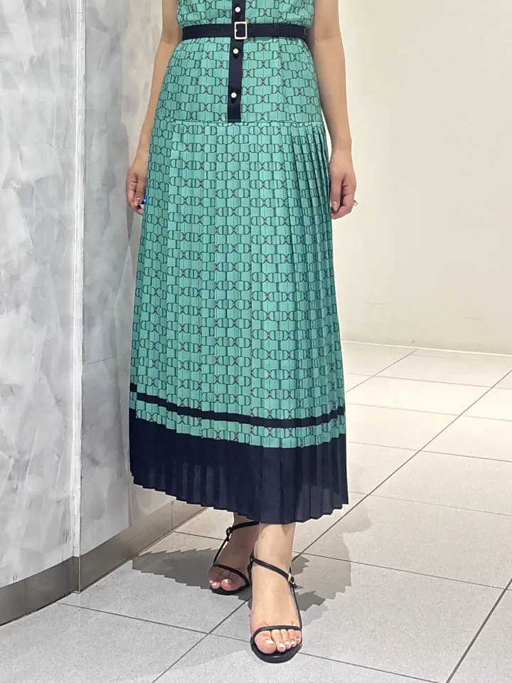 GRACE CONTINENTAL 岩永 春佳 コーディネート画像