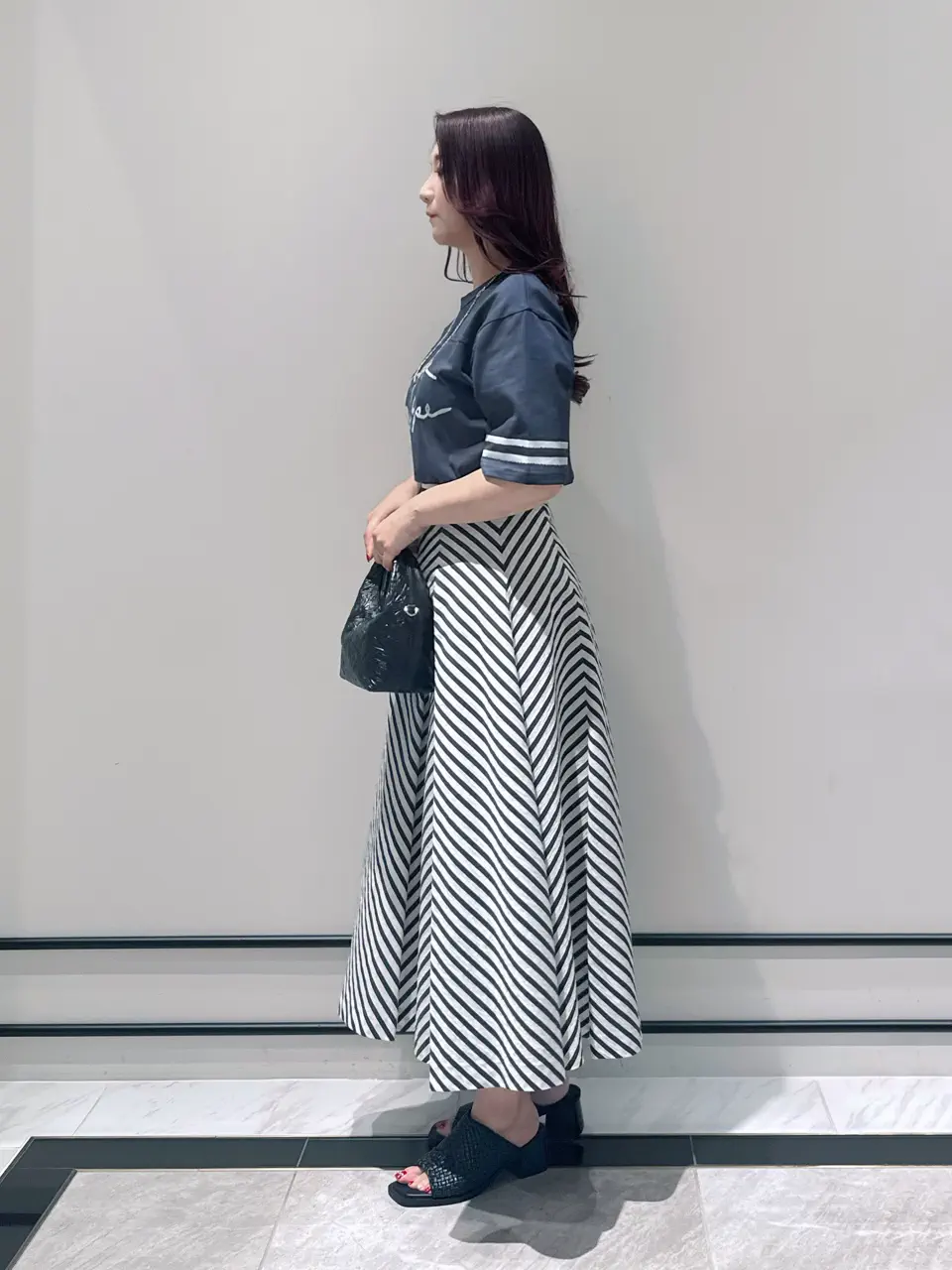 GRACE CONTINENTAL MOMOKO コーディネート画像