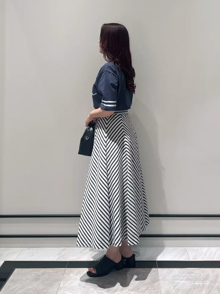GRACE CONTINENTAL MOMOKO コーディネート画像