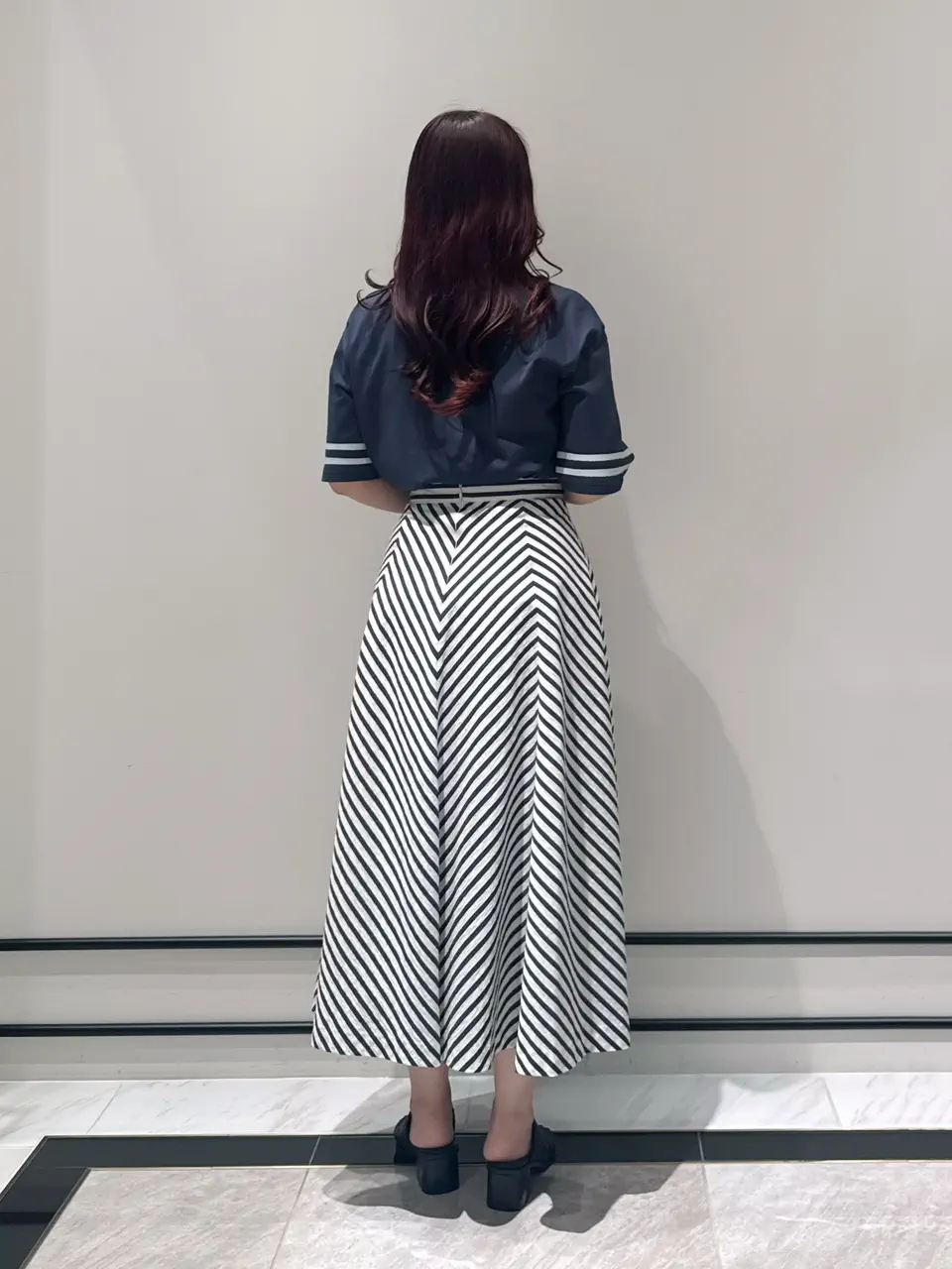GRACE CONTINENTAL MOMOKO コーディネート画像