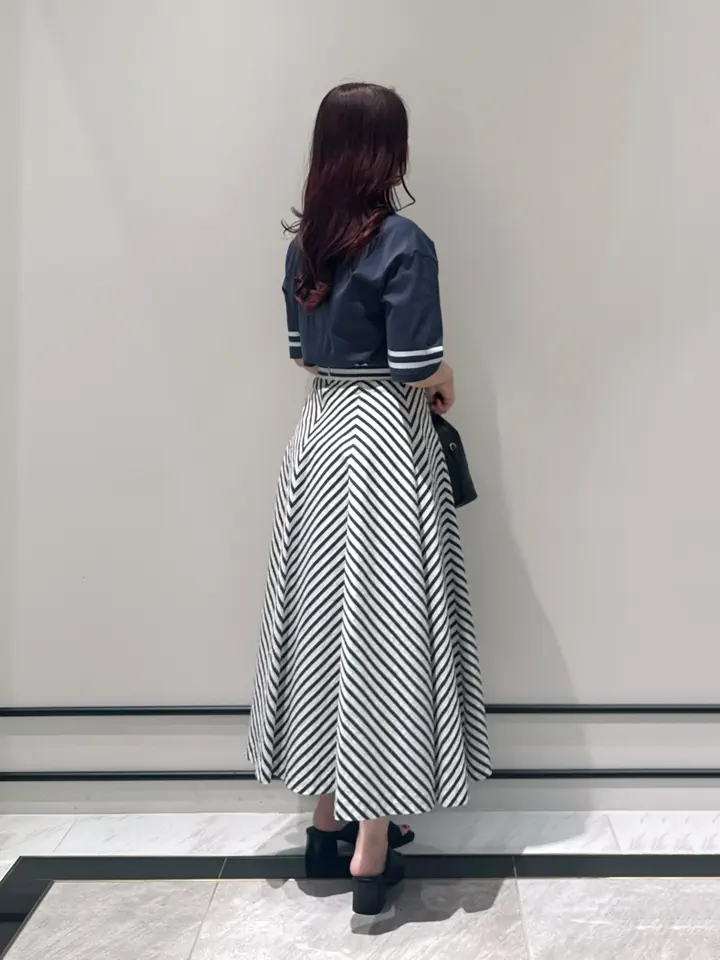 GRACE CONTINENTAL MOMOKO コーディネート画像