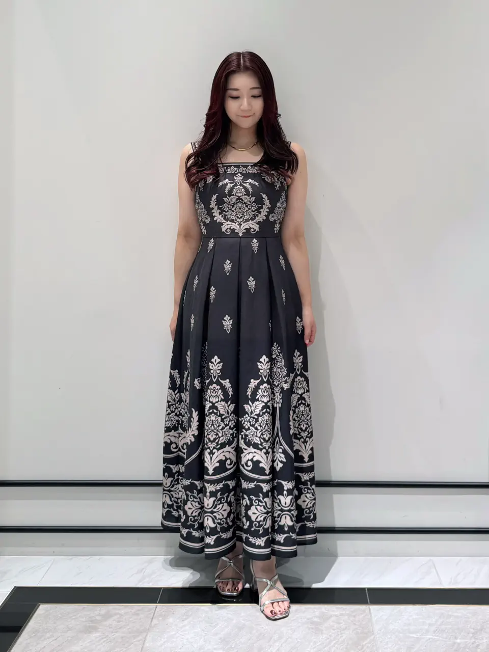 GRACE CONTINENTAL MOMOKO コーディネート画像