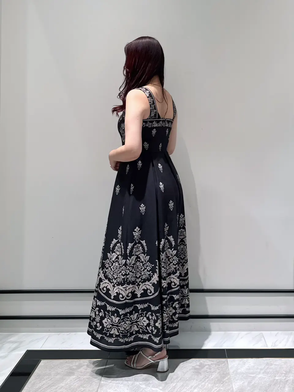 GRACE CONTINENTAL MOMOKO コーディネート画像