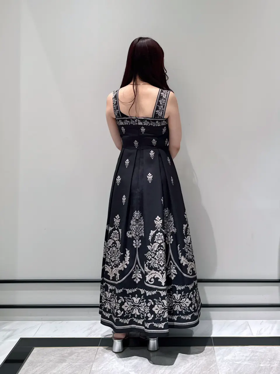 GRACE CONTINENTAL MOMOKO コーディネート画像