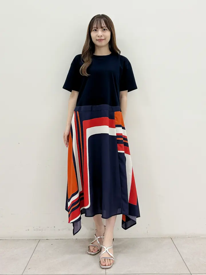 GRACE CONTINENTAL Miu Akamatsu コーディネート画像
