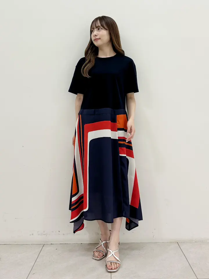 GRACE CONTINENTAL Miu Akamatsu コーディネート画像