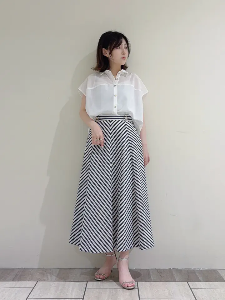 GRACE CONTINENTAL SASAKI コーディネート画像
