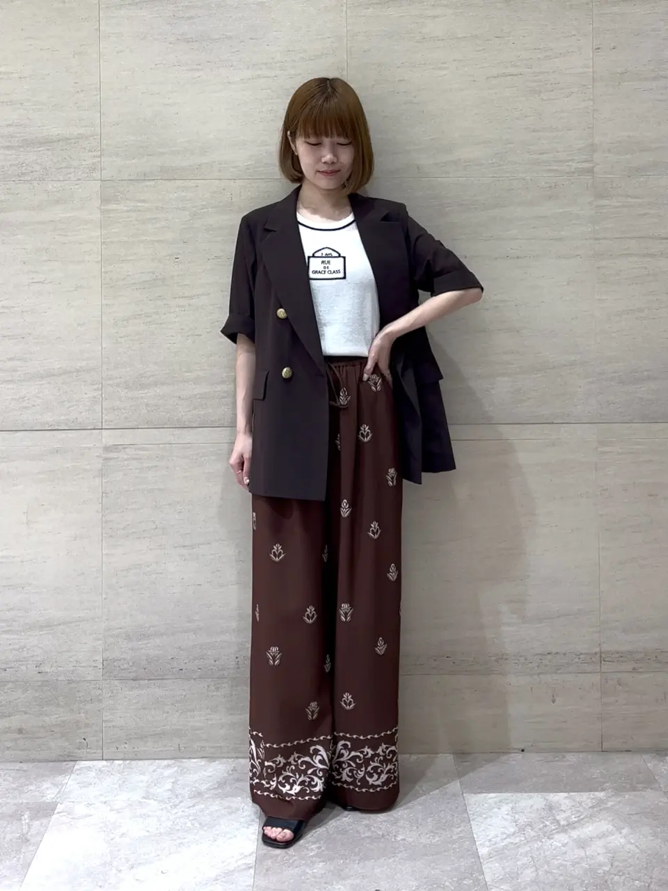 GRACE CONTINENTAL Owari コーディネート画像