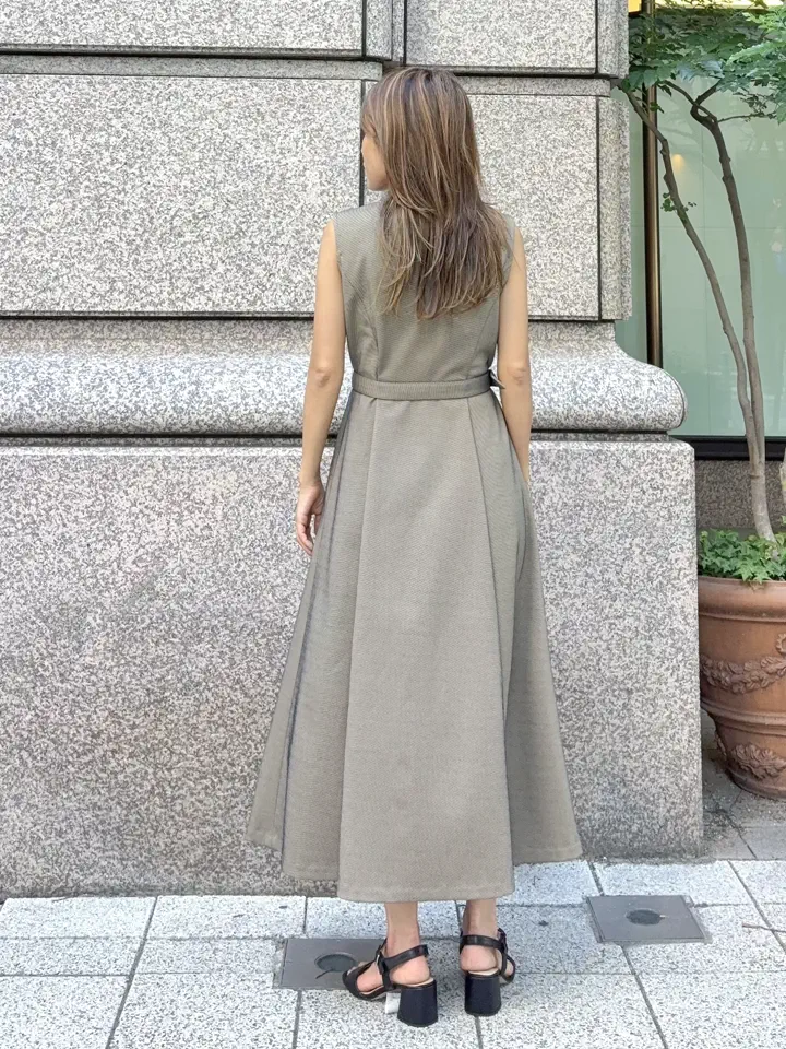 GRACE CONTINENTAL yukimi yonee コーディネート画像