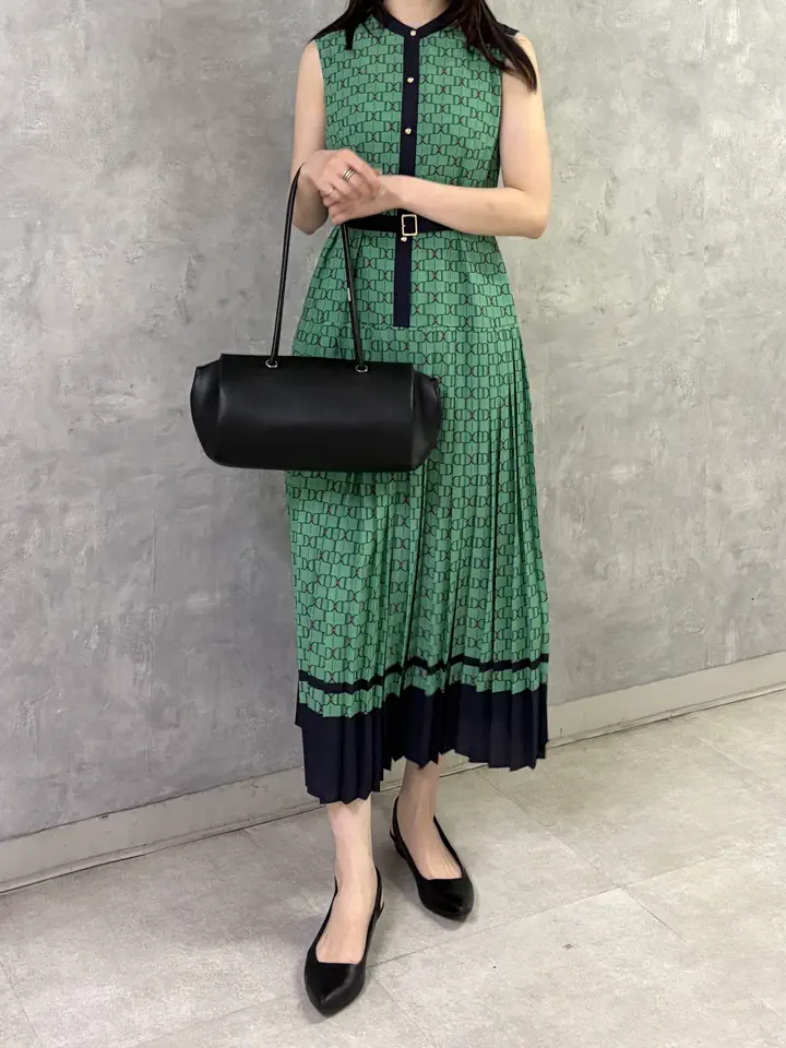 GRACE CONTINENTAL kobayashi コーディネート画像