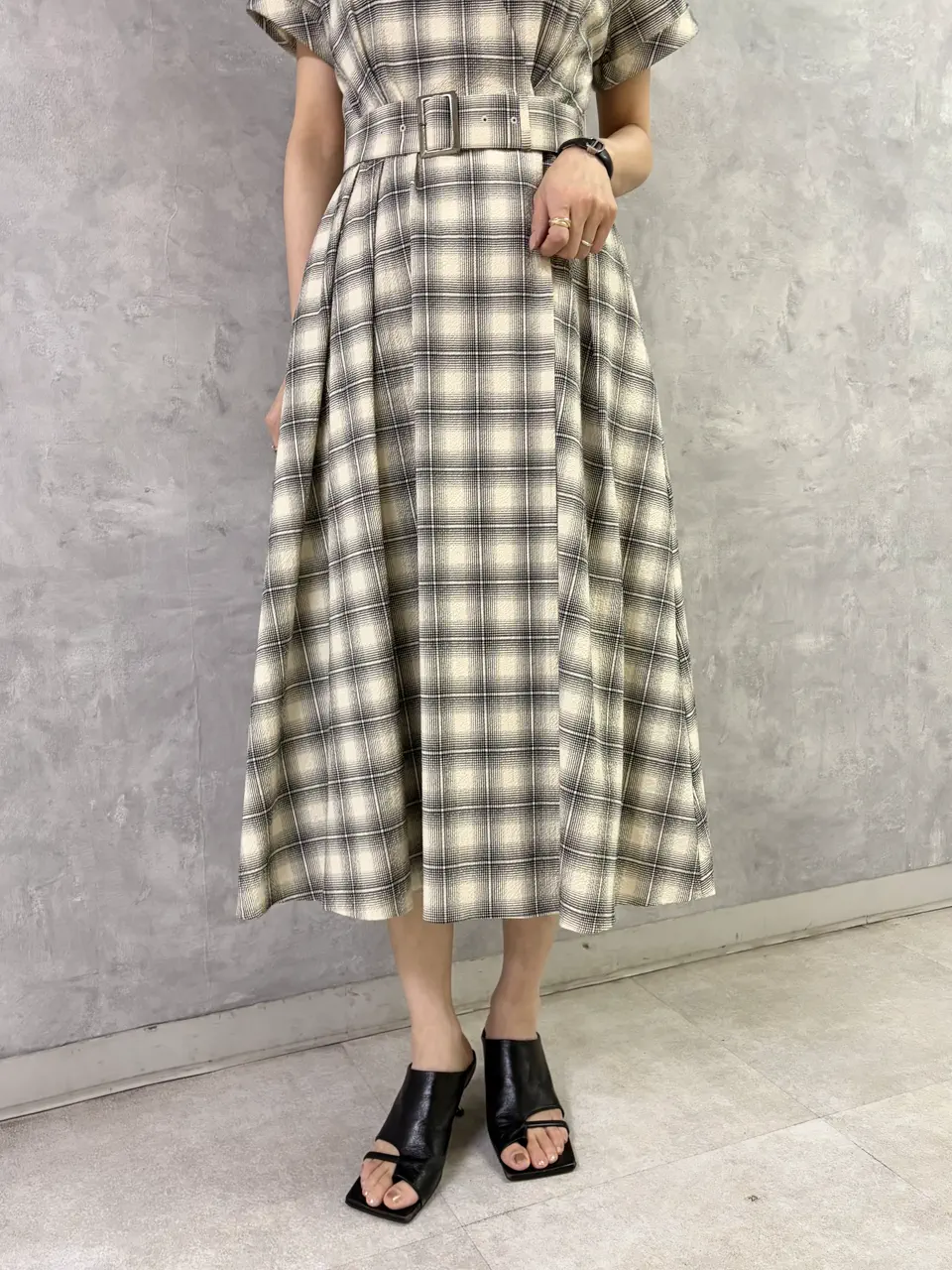 GRACE CONTINENTAL 亀田 未希 コーディネート画像