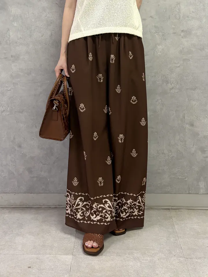 GRACE CONTINENTAL kobayashi コーディネート画像