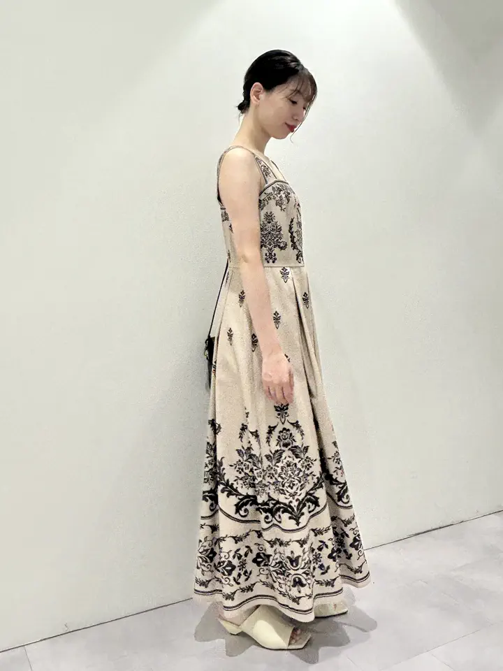 GRACE CONTINENTAL eri コーディネート画像