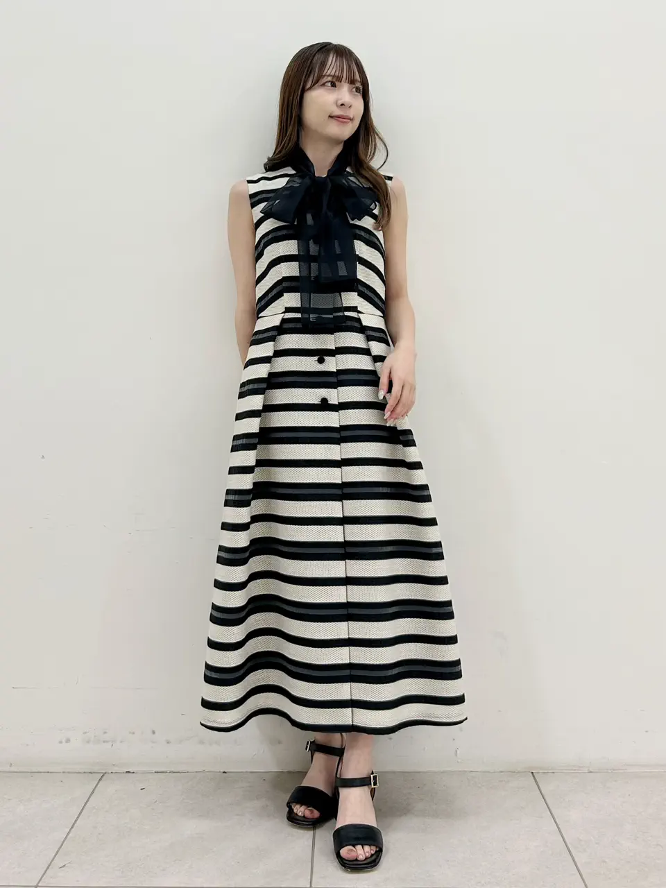 GRACE CONTINENTAL Miu Akamatsu コーディネート画像