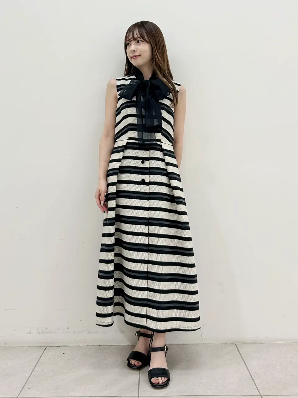 GRACE CONTINENTAL Miu Akamatsu コーディネート画像