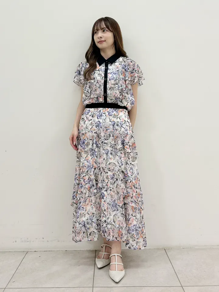 GRACE CONTINENTAL Miu Akamatsu コーディネート画像
