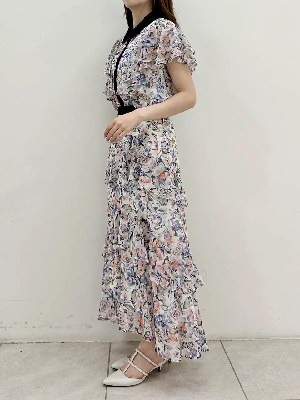 GRACE CONTINENTAL Miu Akamatsu コーディネート画像