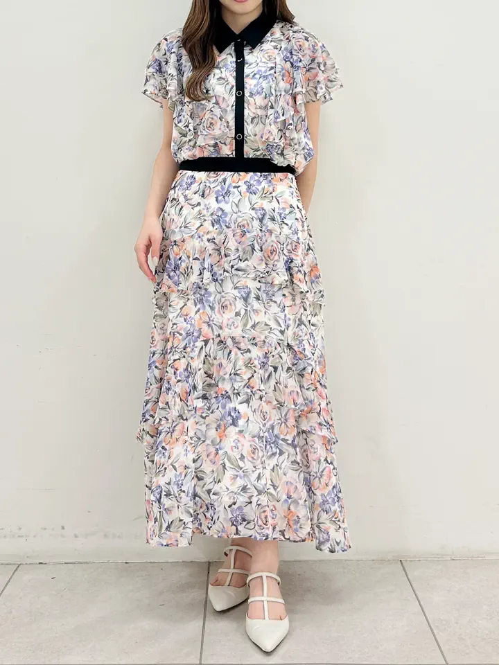GRACE CONTINENTAL Miu Akamatsu コーディネート画像