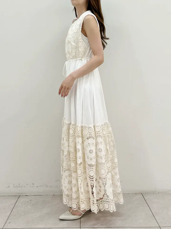 GRACE CONTINENTAL Miu Akamatsu コーディネート画像