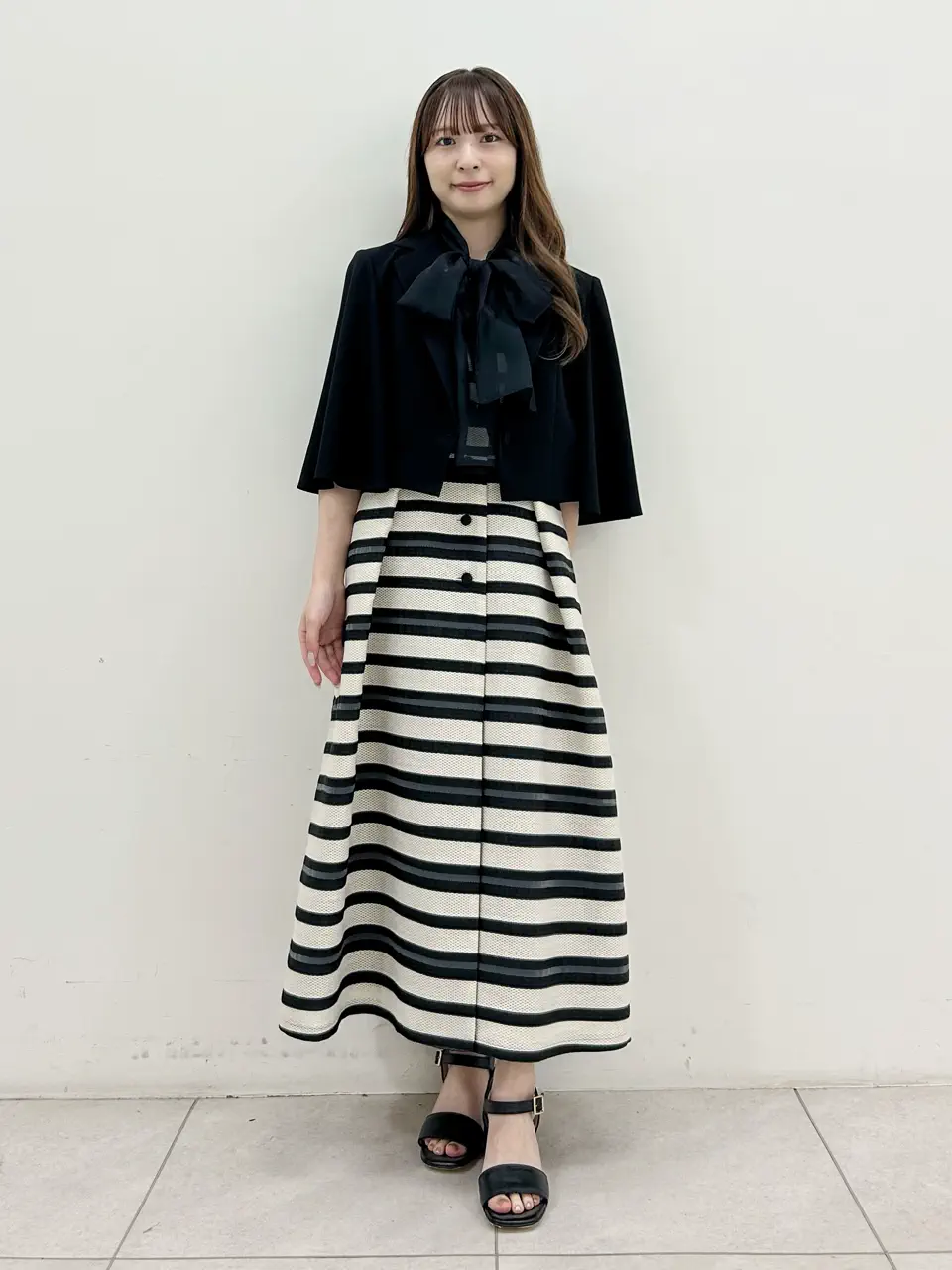 GRACE CONTINENTAL Miu Akamatsu コーディネート画像