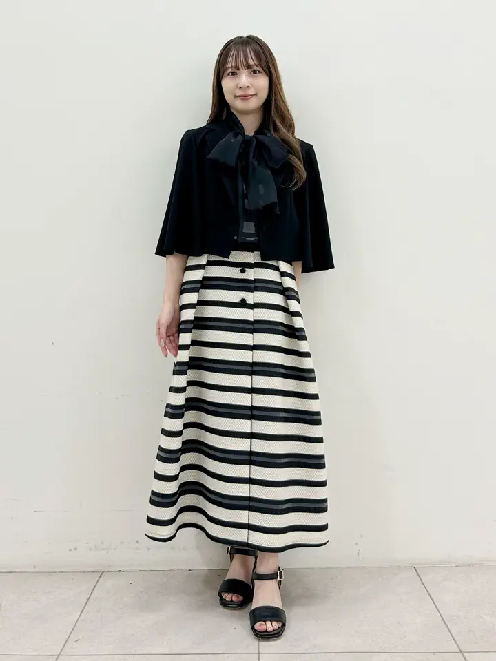 GRACE CONTINENTAL Miu Akamatsu コーディネート画像