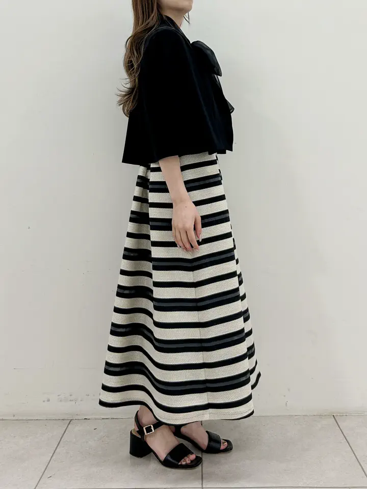 GRACE CONTINENTAL Miu Akamatsu コーディネート画像