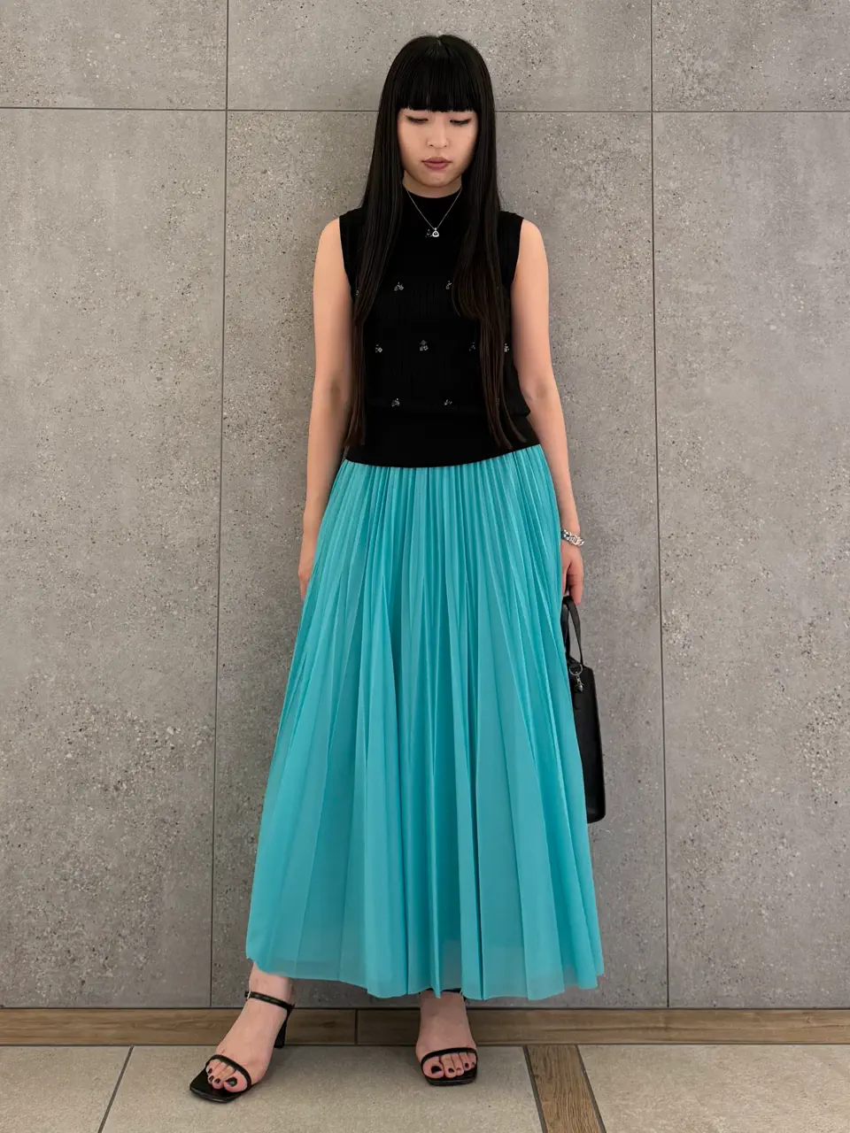 GRACE CONTINENTAL anri コーディネート画像