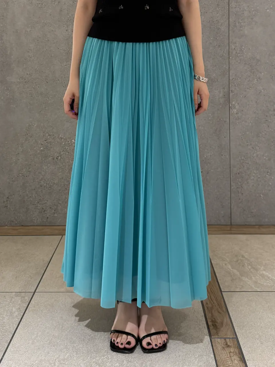 GRACE CONTINENTAL anri コーディネート画像