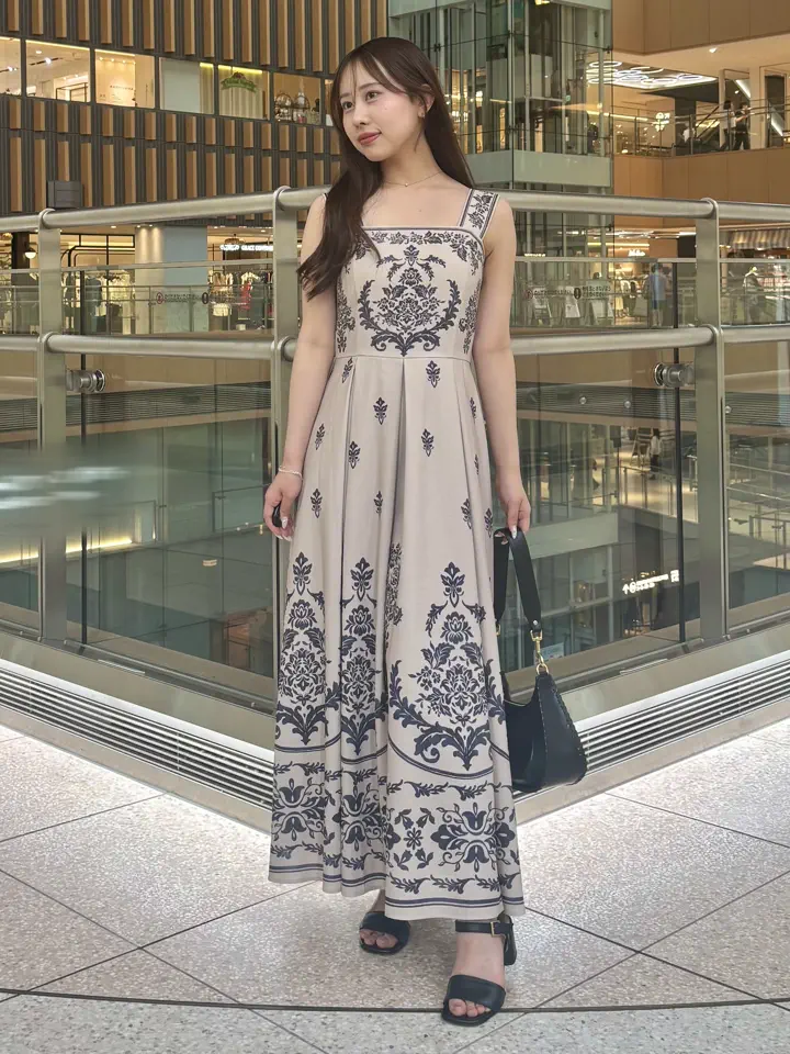 GRACE CONTINENTAL Kikuchi コーディネート画像