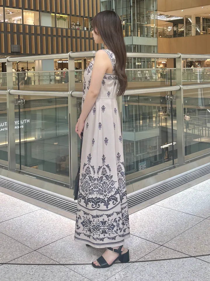 GRACE CONTINENTAL Kikuchi コーディネート画像