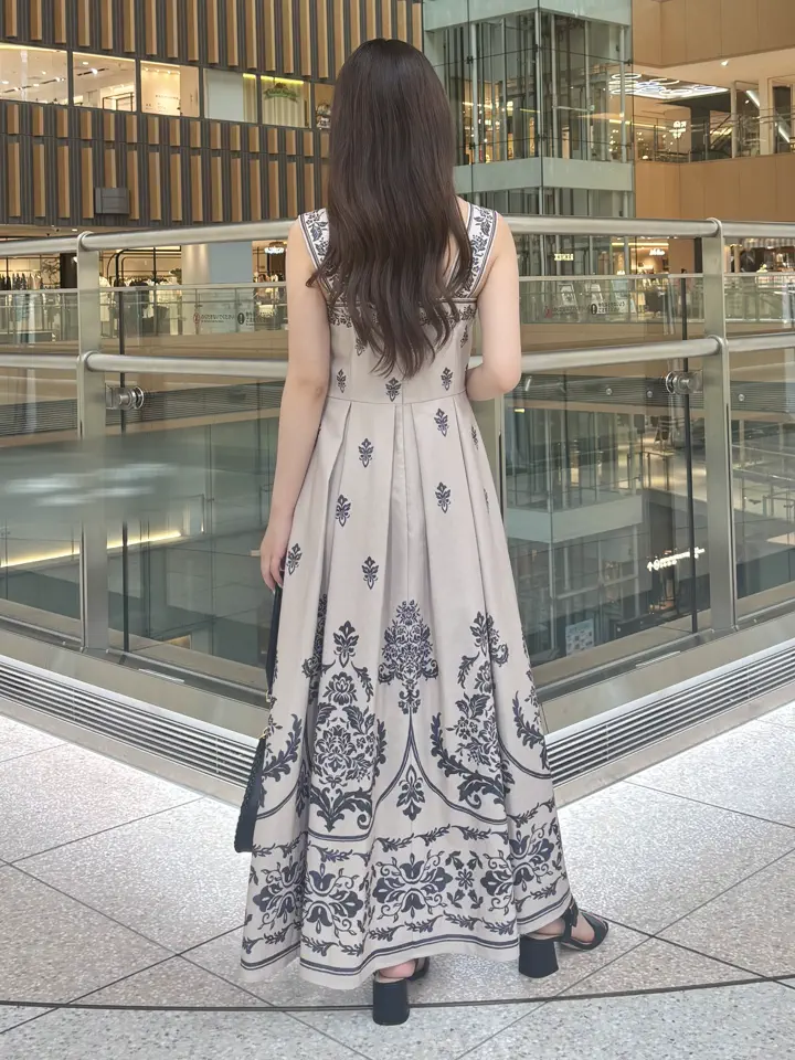 GRACE CONTINENTAL Kikuchi コーディネート画像