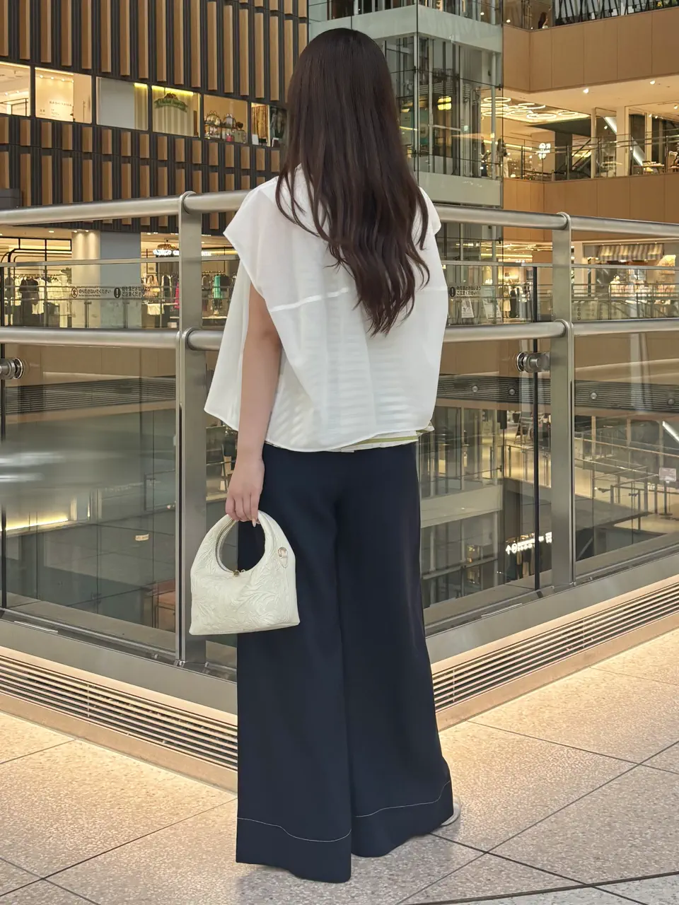 GRACE CONTINENTAL Kikuchi コーディネート画像