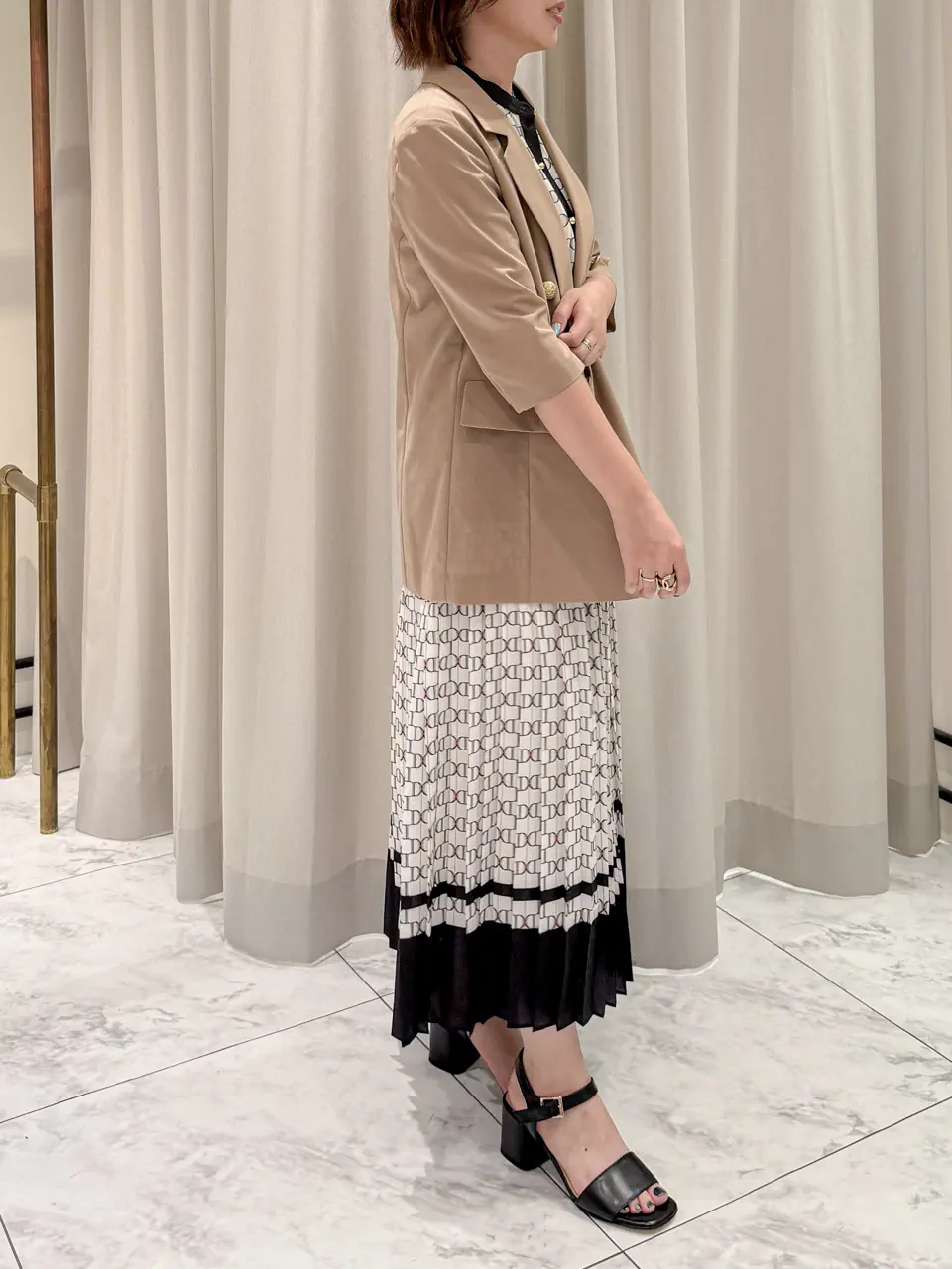 GRACE CONTINENTAL Natsumi コーディネート画像