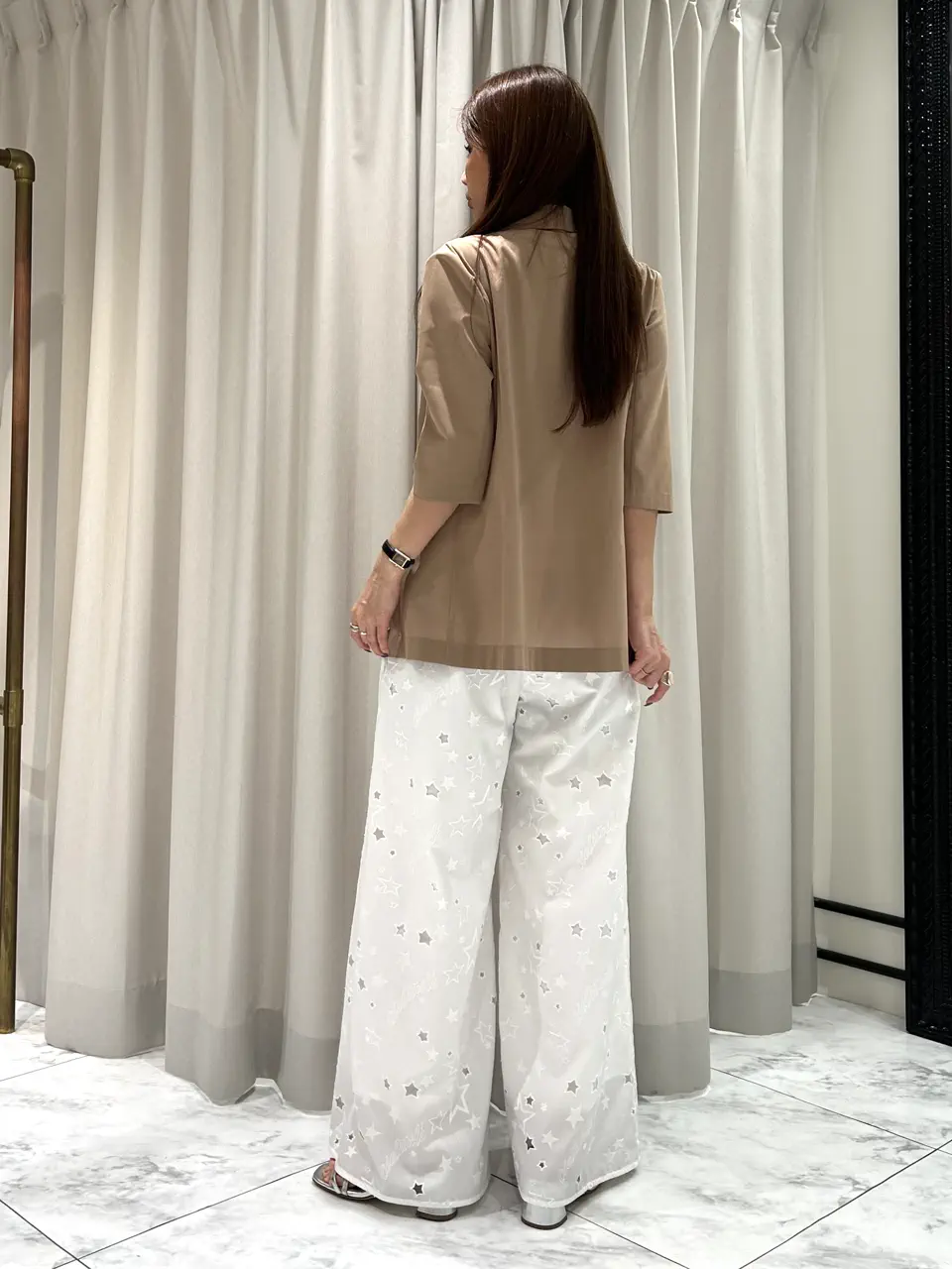 GRACE CONTINENTAL 志田　悠 コーディネート画像