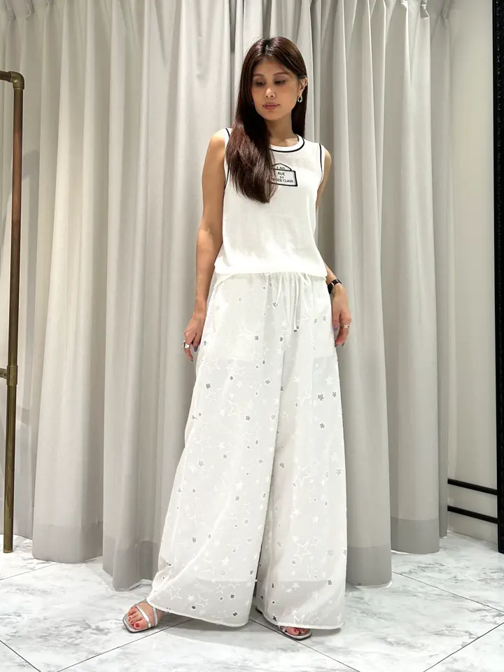 GRACE CONTINENTAL 志田　悠 コーディネート画像