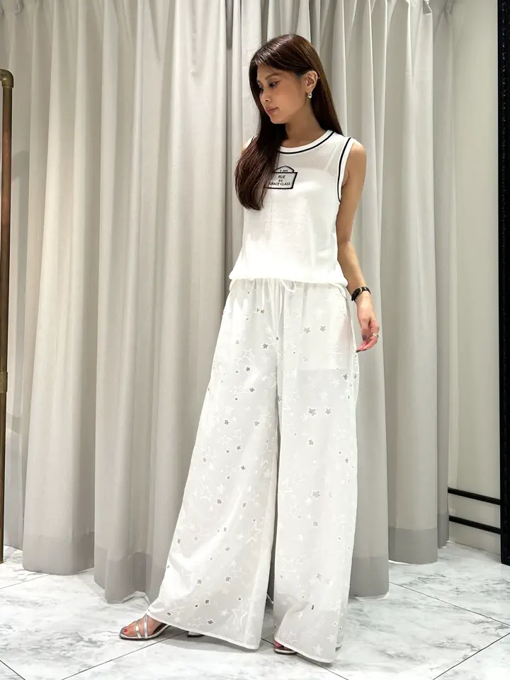 GRACE CONTINENTAL 志田　悠 コーディネート画像