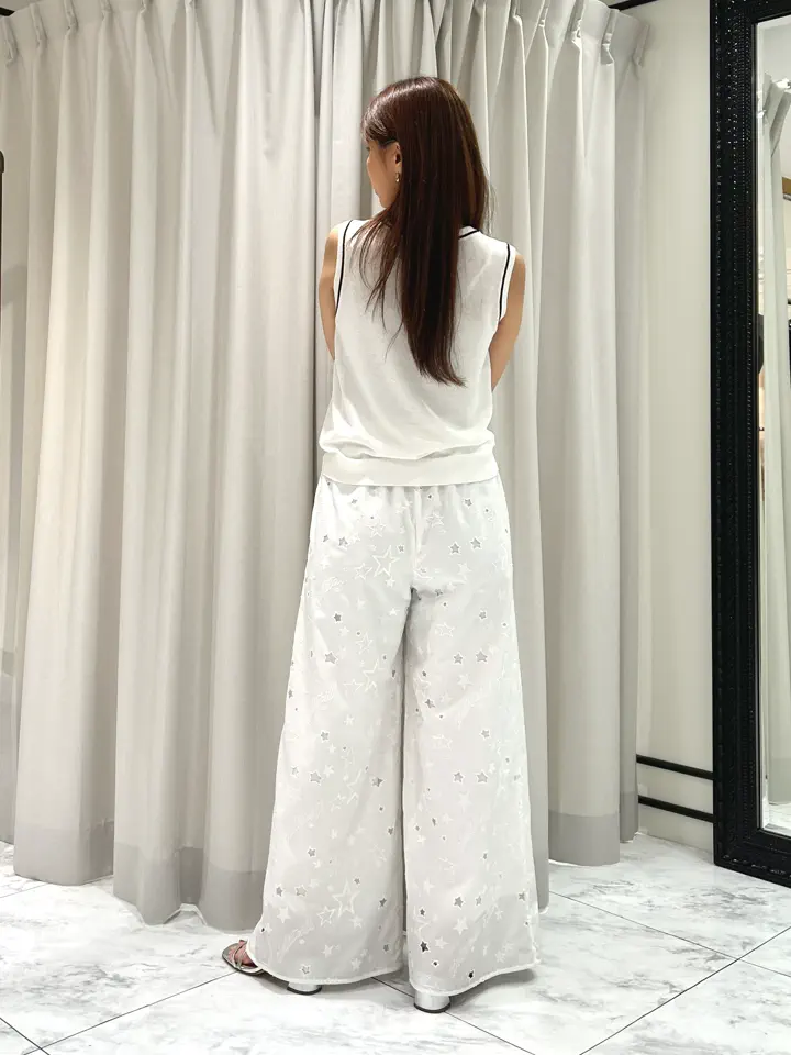GRACE CONTINENTAL 志田　悠 コーディネート画像
