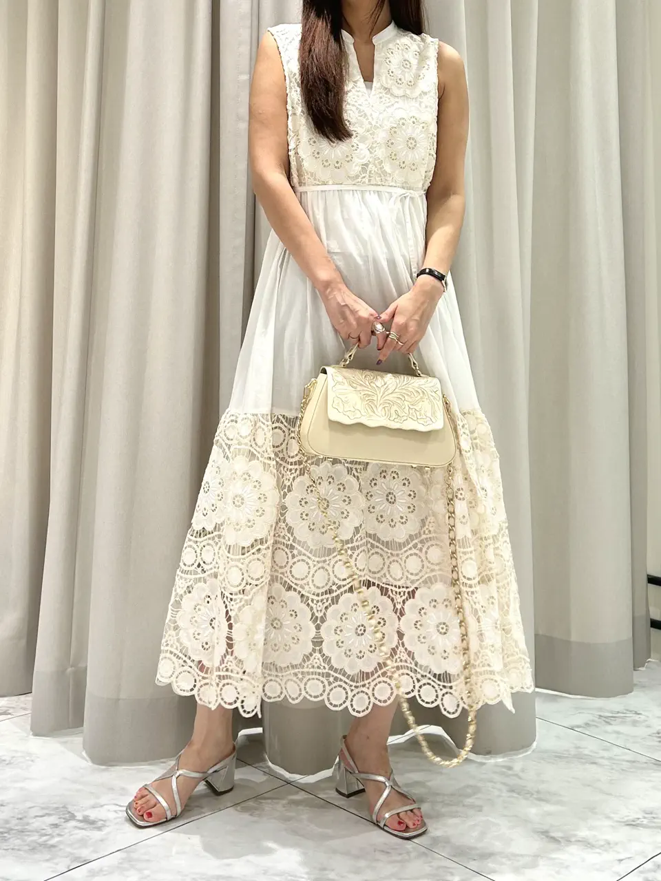 GRACE CONTINENTAL 志田　悠 コーディネート画像