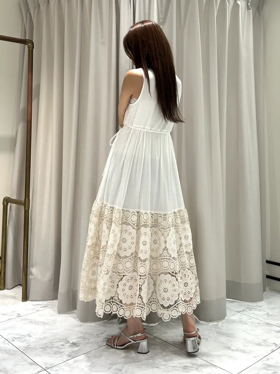 GRACE CONTINENTAL 志田　悠 コーディネート画像