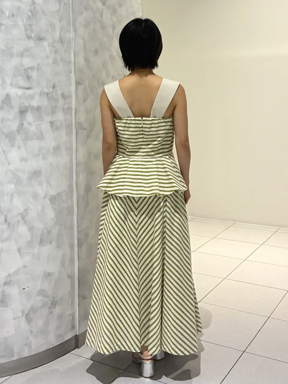 GRACE CONTINENTAL Yuna Iwasaki コーディネート画像