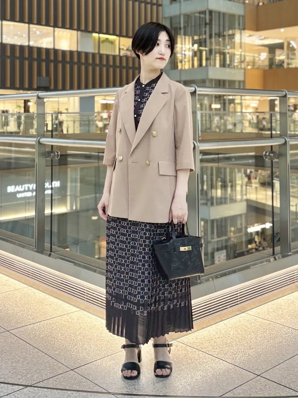 GRACE CONTINENTAL A.FUKUDA コーディネート画像