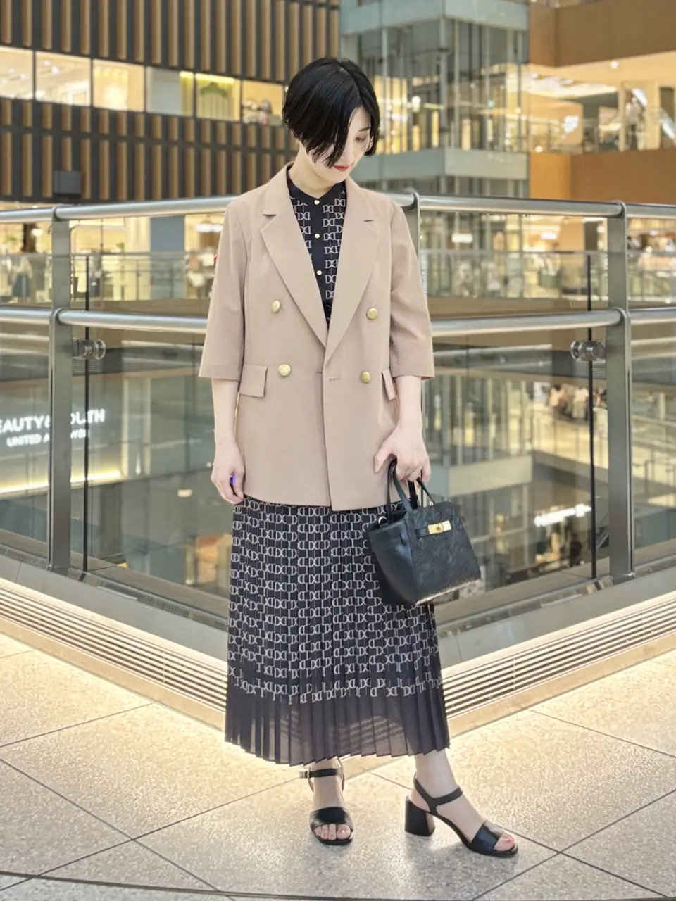 GRACE CONTINENTAL A.FUKUDA コーディネート画像