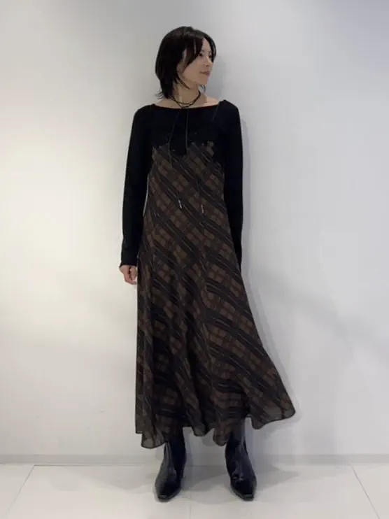GRACE CONTINENTAL Hikaru Okada コーディネート画像