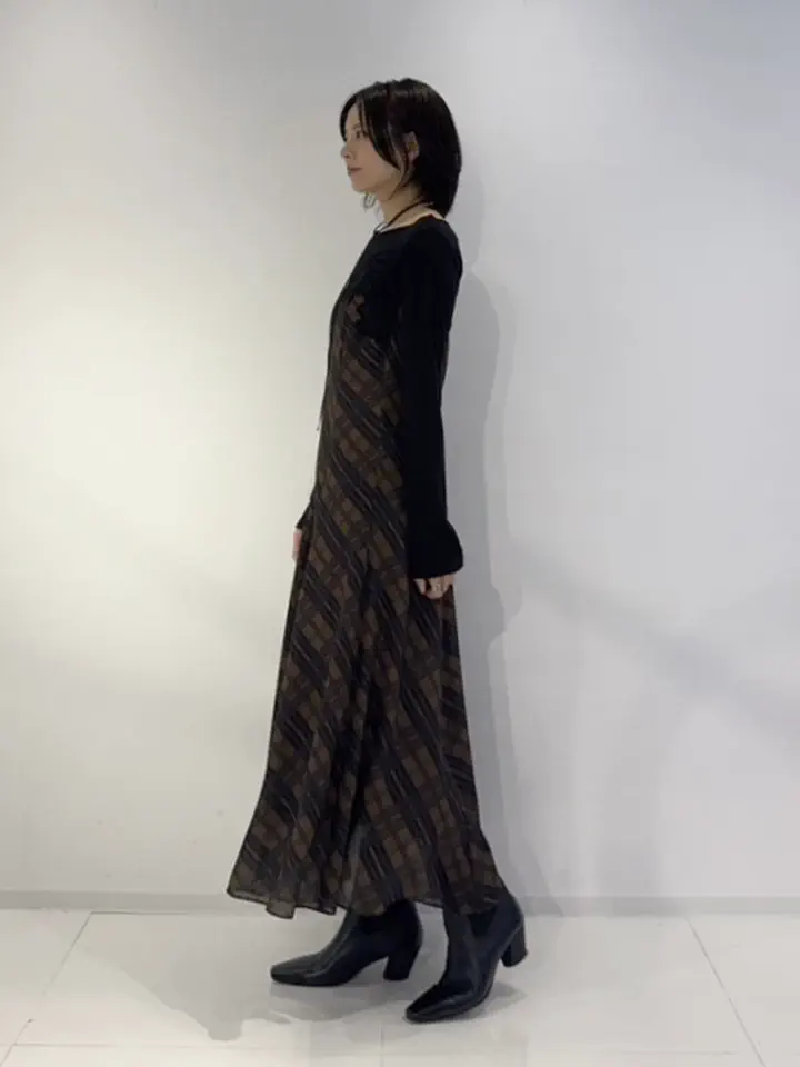 GRACE CONTINENTAL Hikaru Okada コーディネート画像