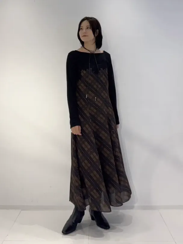 GRACE CONTINENTAL Hikaru Okada コーディネート画像