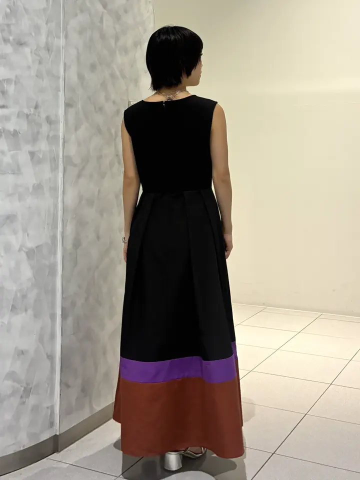 GRACE CONTINENTAL Yuna Iwasaki コーディネート画像
