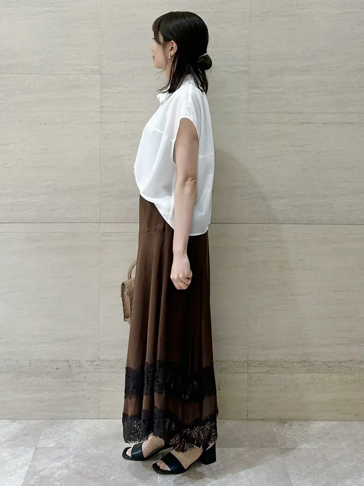 GRACE CONTINENTAL Wakazono コーディネート画像