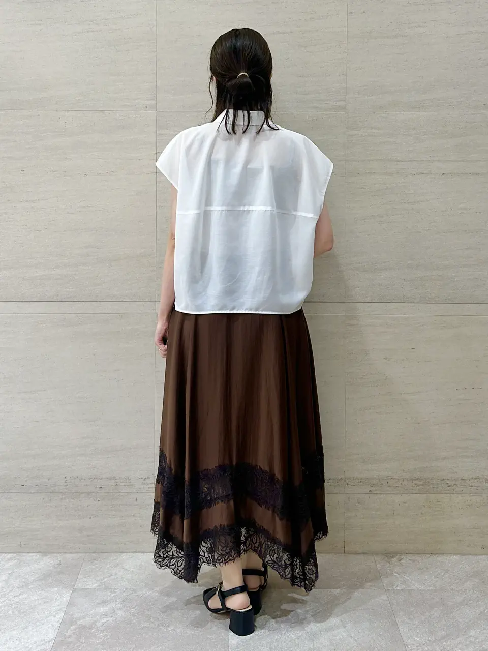 GRACE CONTINENTAL Wakazono コーディネート画像