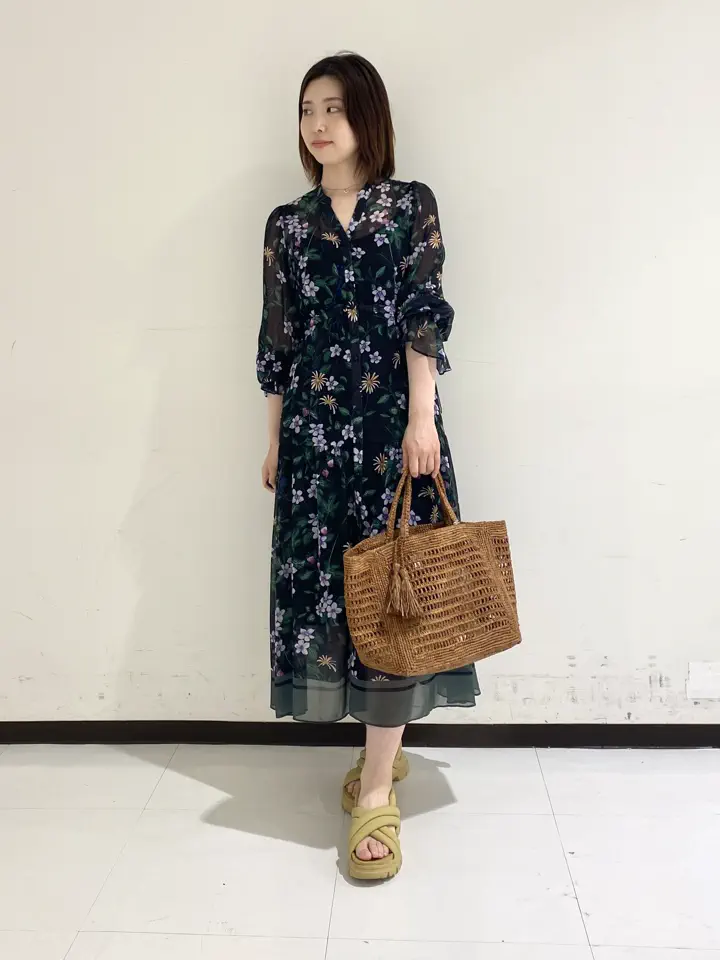 GRACE CONTINENTAL MIKIHO コーディネート画像