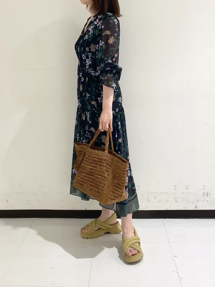 GRACE CONTINENTAL MIKIHO コーディネート画像